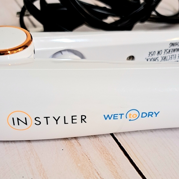 InStyler Wet To Dry Rotating Styling Iron - Picture 2 of 7